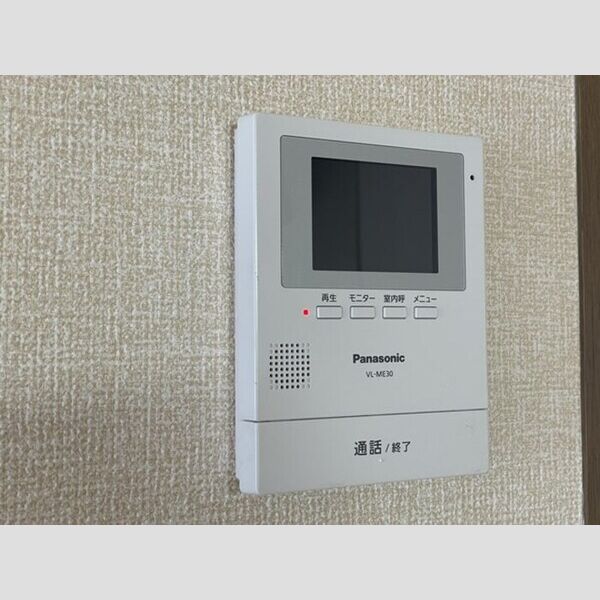 アリュール　B203号室 モニター付きインターホン