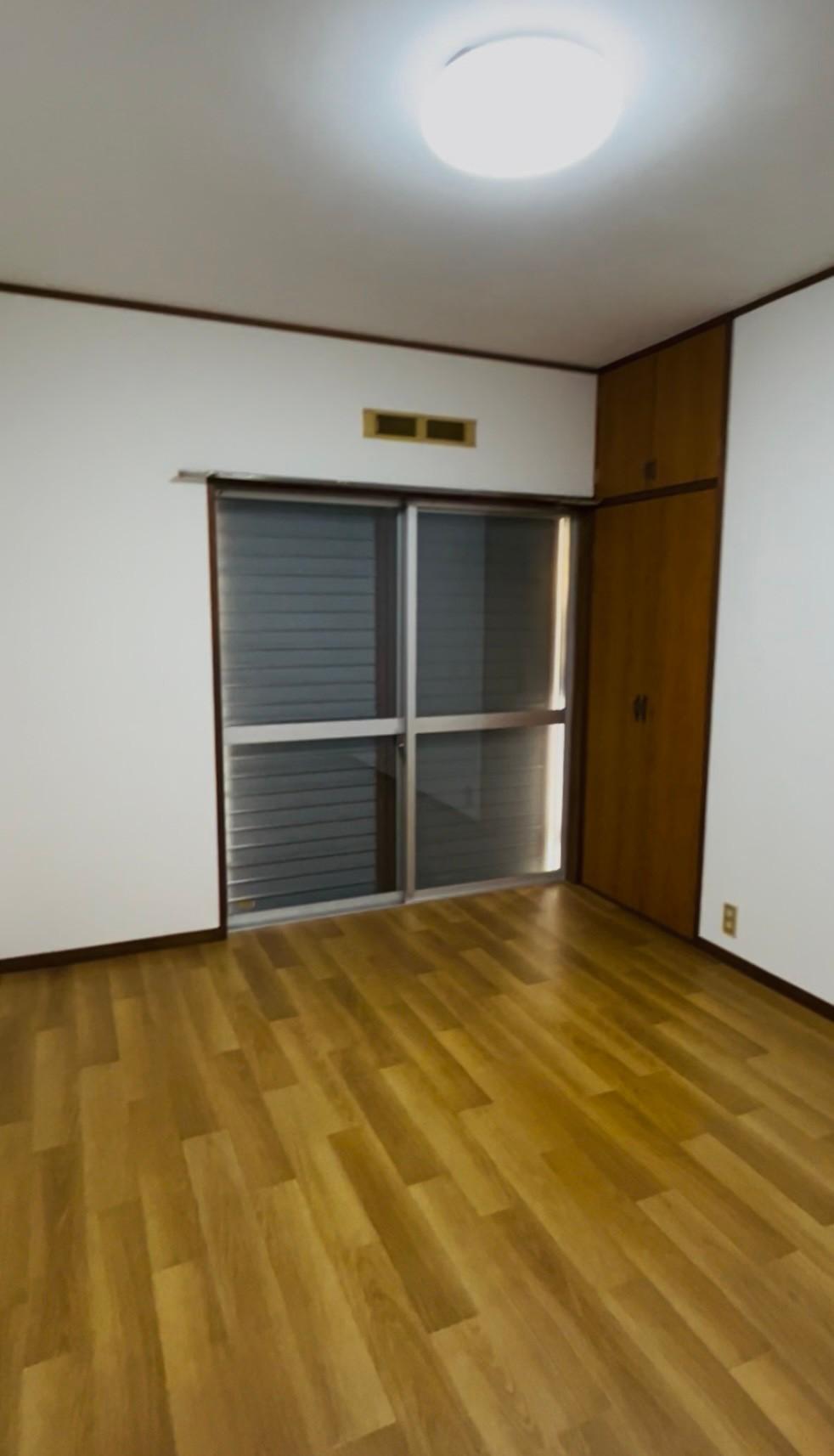 二俣尾戸建 2階洋室