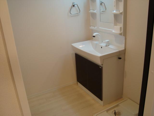 スリジェ（Cerisier） 洗面