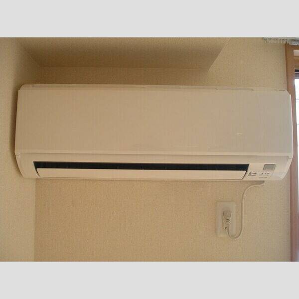 リビエラ102号室 エアコン付きです!