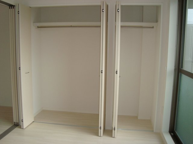 オリーヴ クローゼット