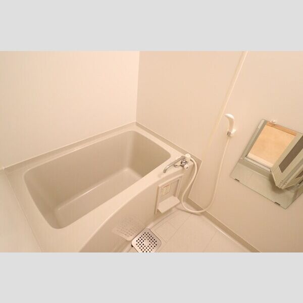 クロスクローバー101号室 浴室