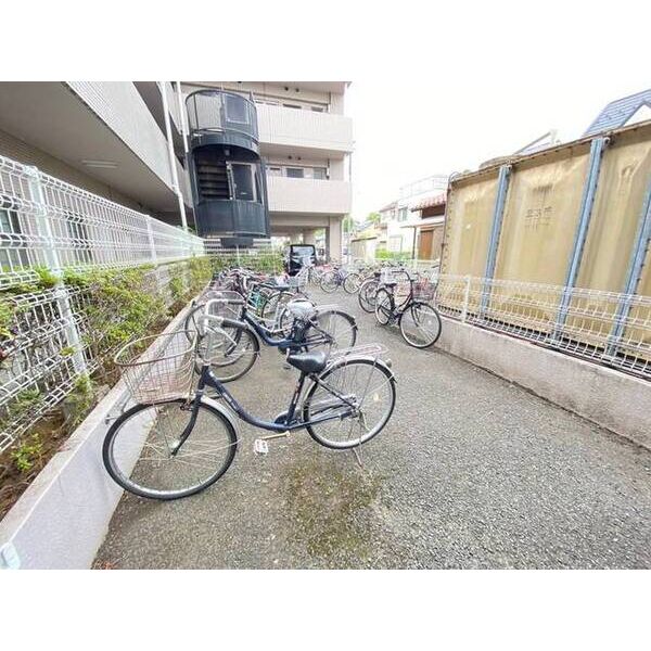 グリーンガーデン武蔵浦和0311号室 エントランス