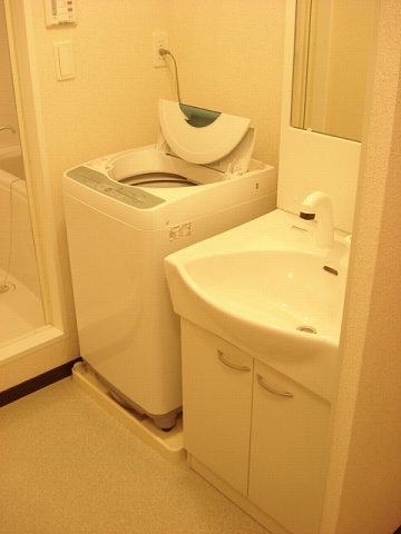 レオネクスト新町 独立洗面台