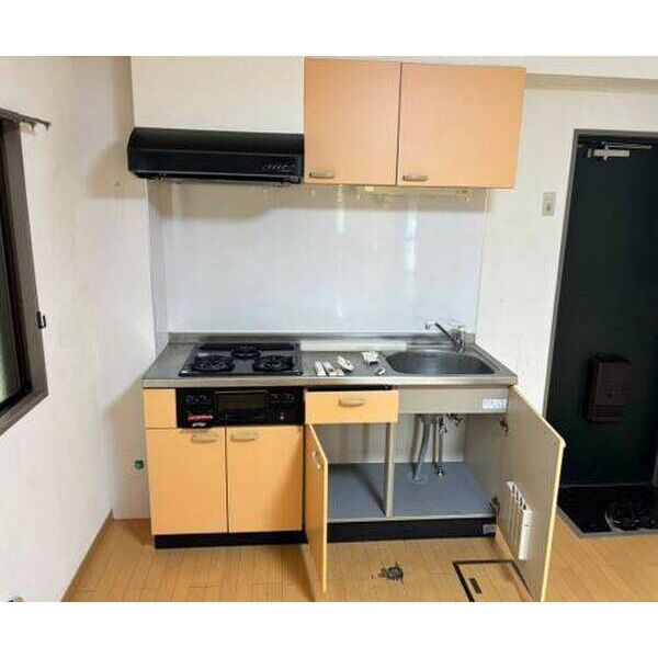 ロイヤル三原台 キッチン