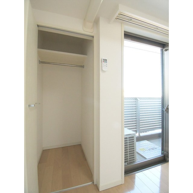 アジールコート中野坂上0601号室 内観