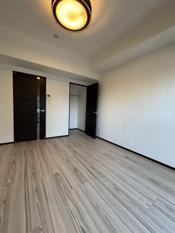 NIKKEIMARKS702号室 ※同タイプ参考写真です（カラータイプが異なる場合がございます）