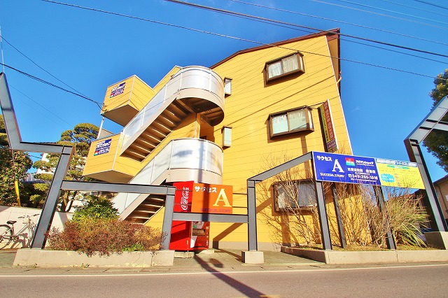 サクセスＡ3階 外観