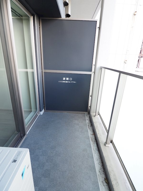 クロスレジデンス飯田橋4階 バルコニー