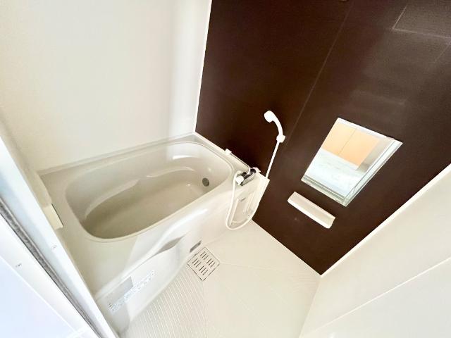 ラークヒル203号室 バス