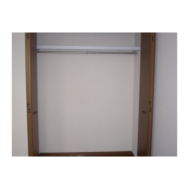 アンプルール フェール マーム 内観