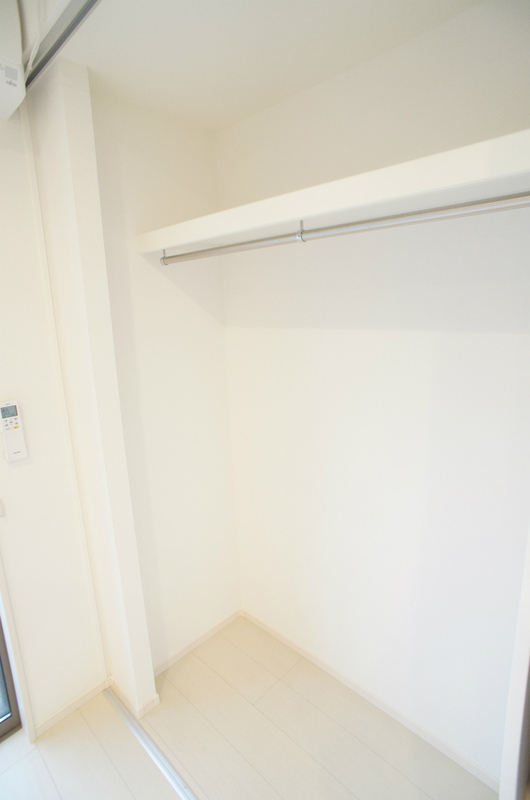 リブリ・Kヒルズ1階 収納