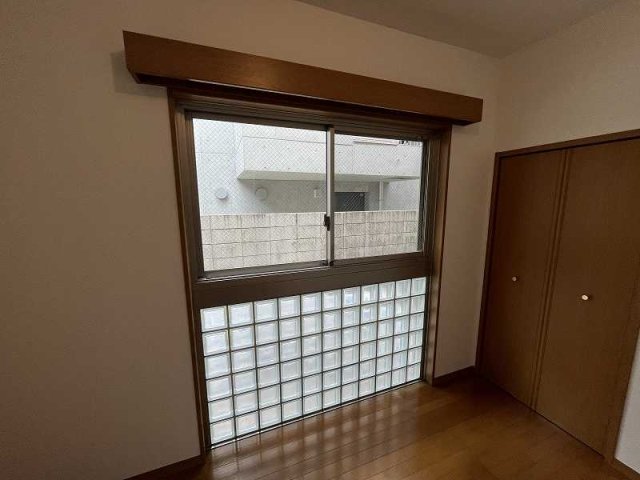 プレール・ドゥーク新中野1階 部屋その他
