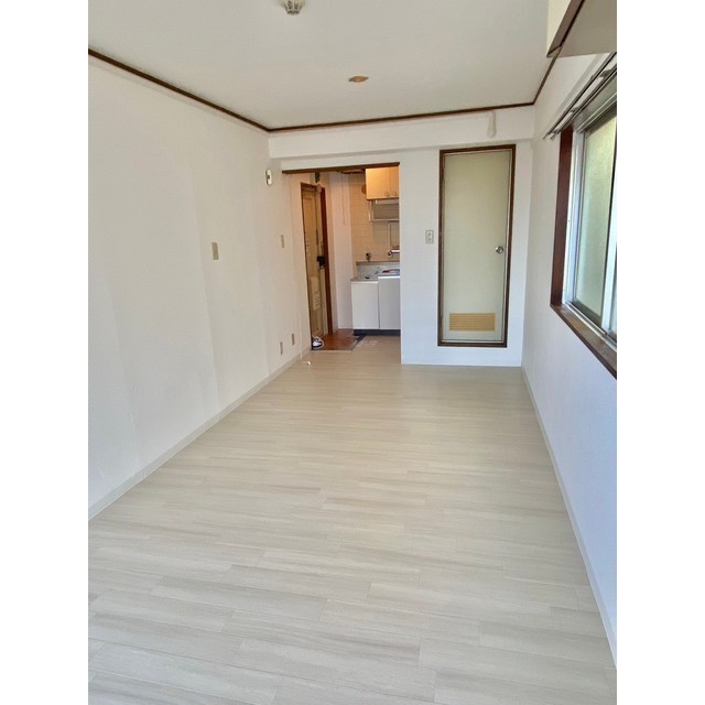 メゾン・ド・マルス 内観