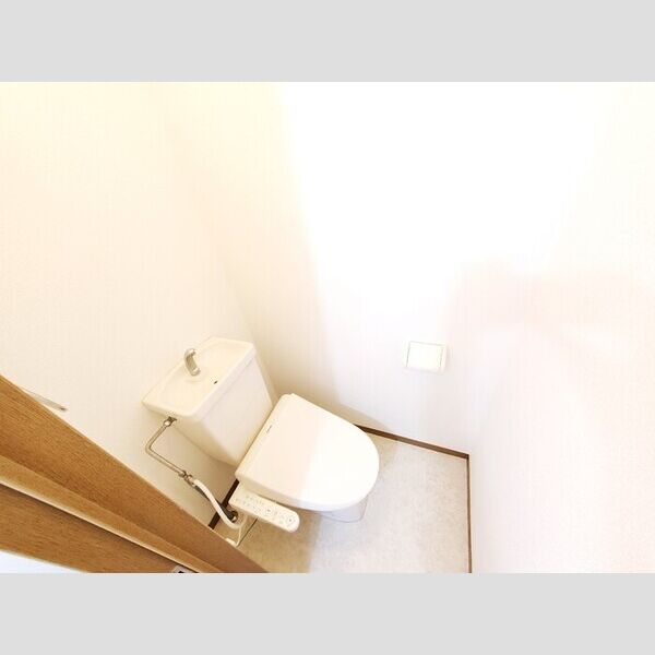 サウスヒル　B 快適な温水洗浄便座付