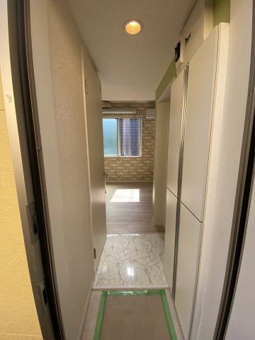 ユナイト尻手スサーナの杜202号室 玄関