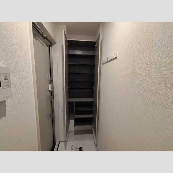 D-ROOM松木B203号室 玄関