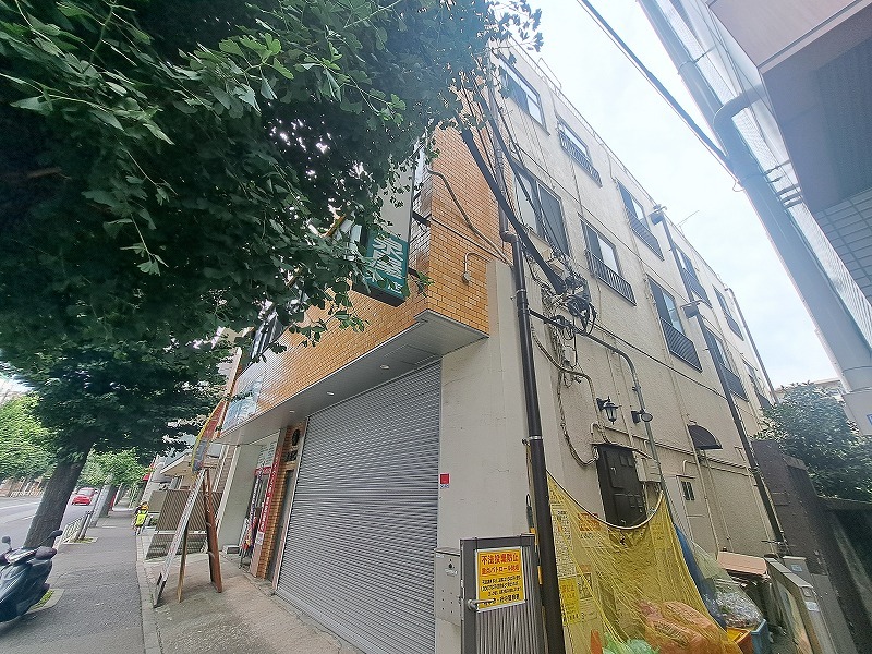 泉屋ビル3階 外観