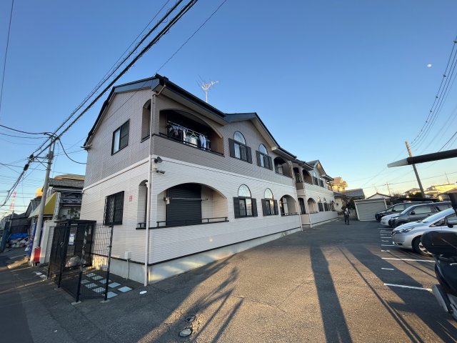 アン・シャーリー0105号室 外観