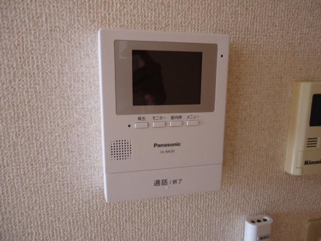 グランヴェール中島 カメラ付インターホン