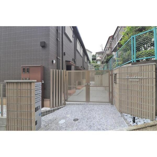 ボヌール エントランス