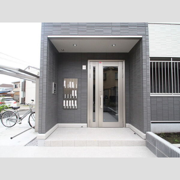 BLESS昭島　A オートロック付きエントランス