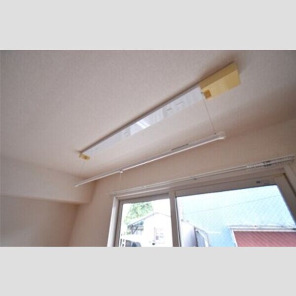 エスポワール文京103号室 室内物干し