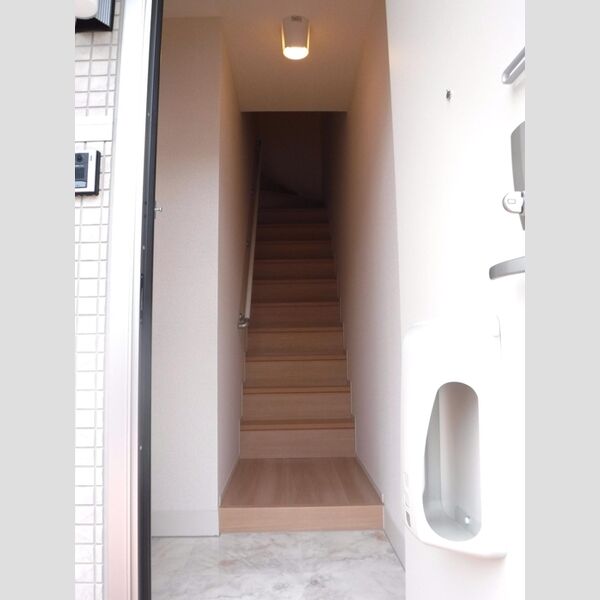 アマービレ　B棟 玄関