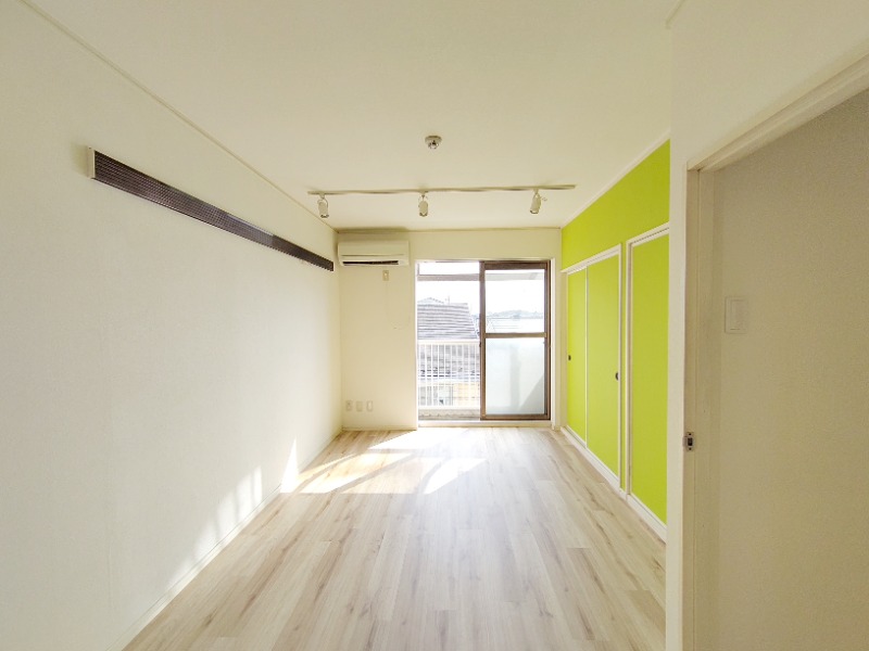 ストゥーディオ1階 ※別号室参考写真となります。