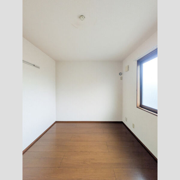 プリムローズ　Ⅳ102号室 洋室6帖