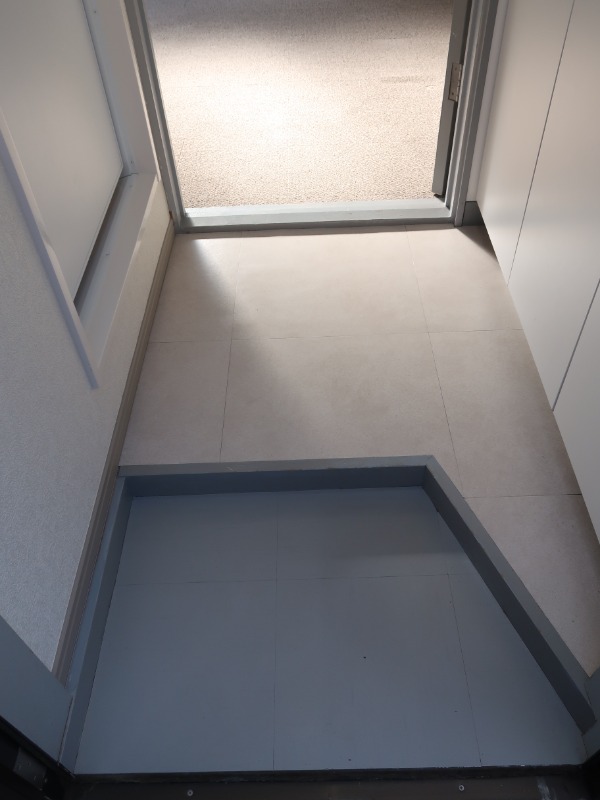 コーポ巣鴨　B棟2階 玄関