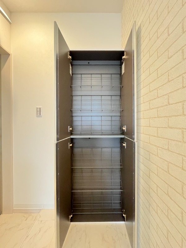 コンフォート蕨WEST3階 収納