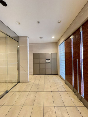 スカイコート池袋第71103号室 宅配ボックス