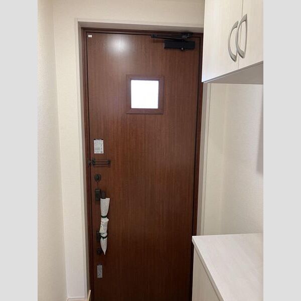 リーブルファイン柏高田 玄関