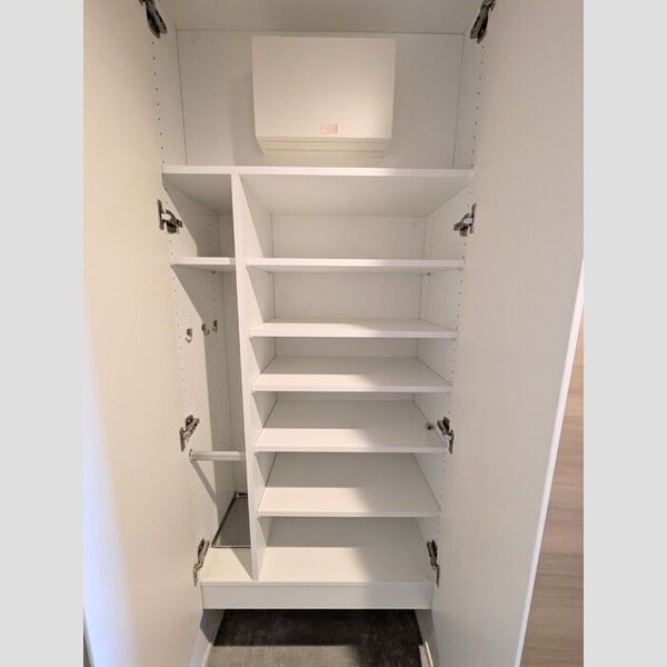 ロイジェント潮見 シューズボックス