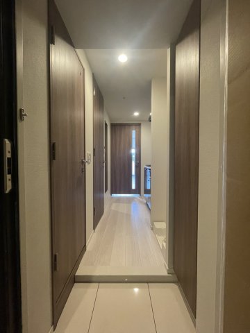 ガーラ・ステーション川崎平間3階 玄関