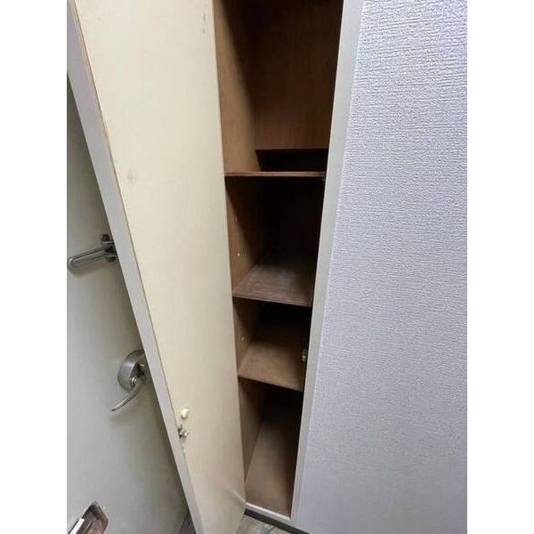 メゾン・ド・エルベット0203号室 収納