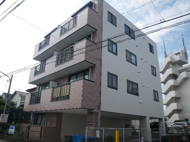 エクセル誉田の外観画像