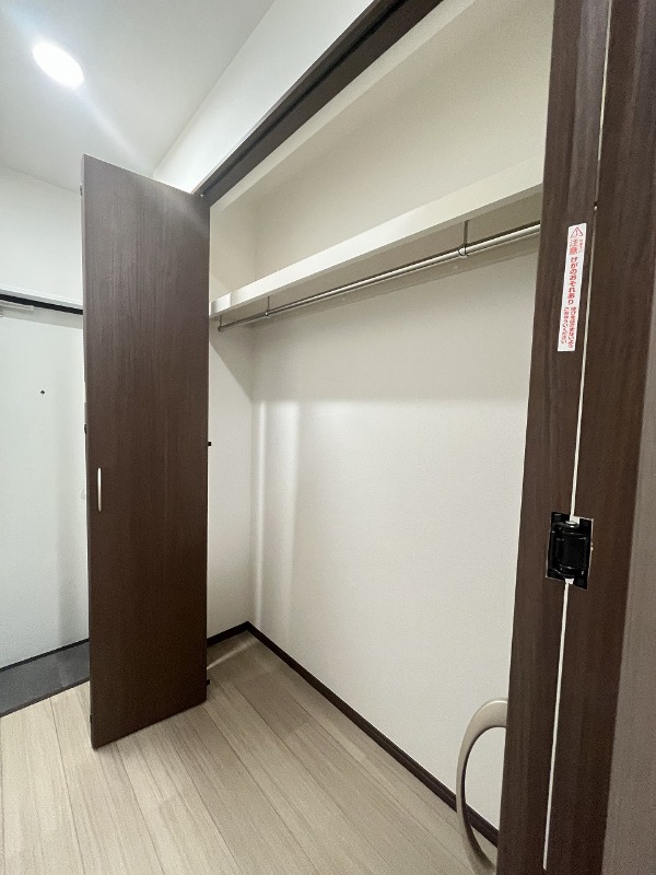 エテルノア1階 収納
