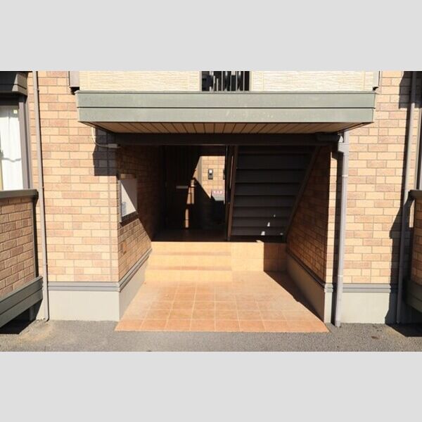 アットイーズ　Ⅴ ホール