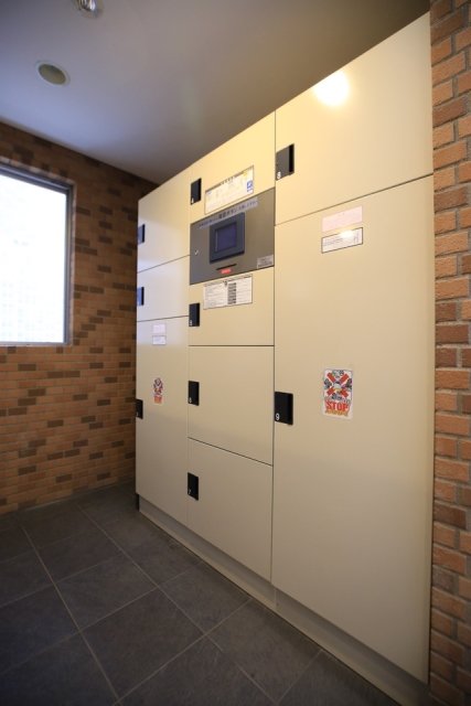 ヴェルト西大島グラーセ12階 宅配BOX