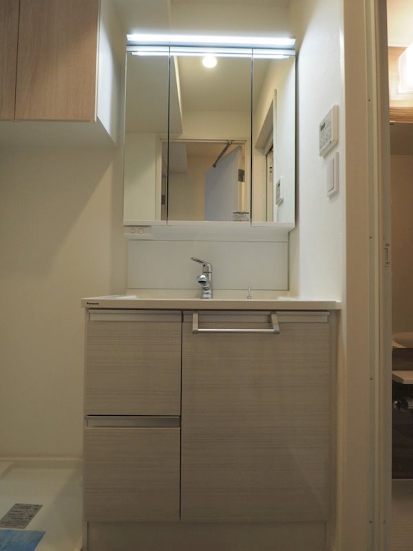 レジディア上野池之端8階 洗面