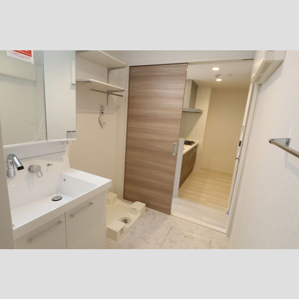 ウィングランデ202号室 洗髪洗面化粧台