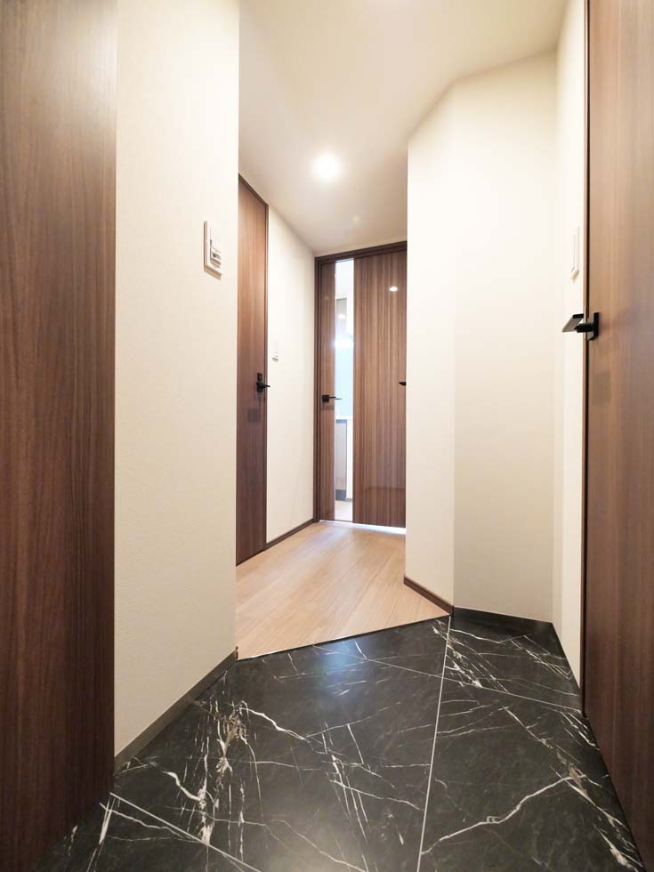 コンポジット渋谷本町4階 内観