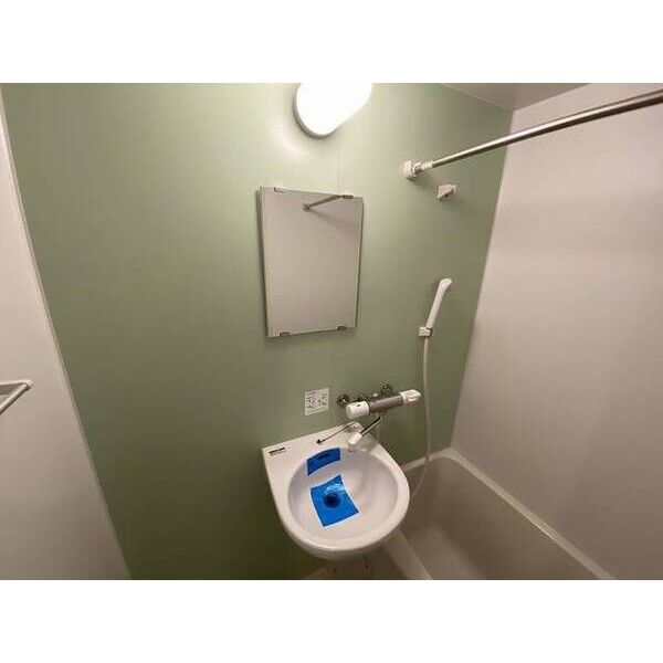 ポンデロッサ駒岡 洗面