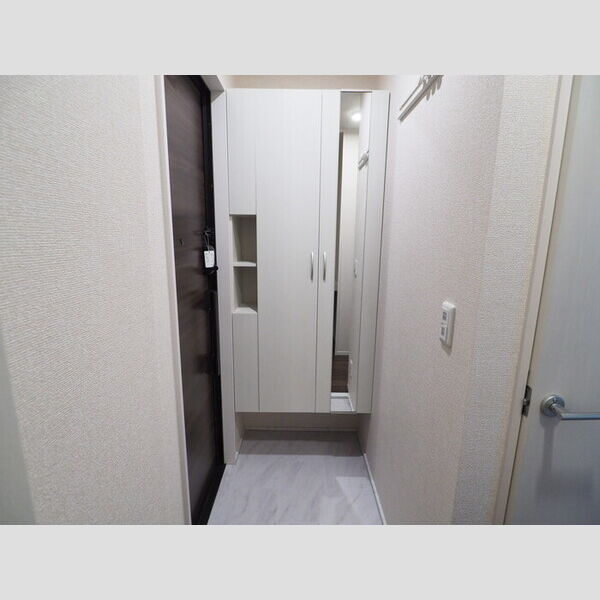 アルセ二俣川・ヒラソル二俣川　ヒラソル二俣川307号室 玄関(シューズボックス)