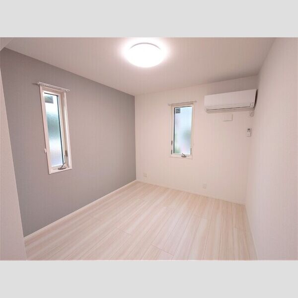 メゾン　ド　カルマン101号室 洋室