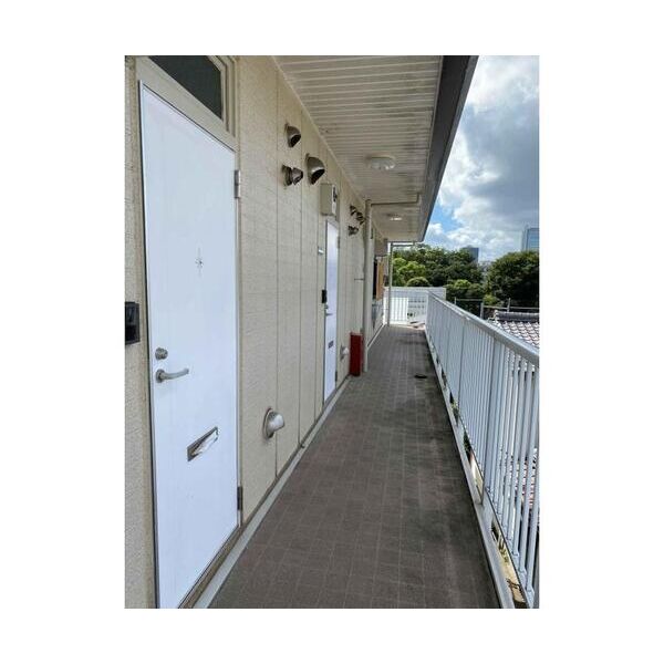 ビレッジヒル上大崎105号室 エントランス