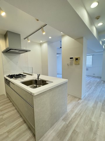 プライムアーバン千住 キッチン