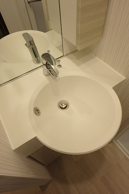 ガーラ・ステーション横濱関内4階 スタイリッシュな洗面台